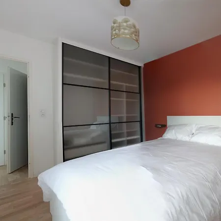 Neuve Proche Versailles * Saint-Cyr-l'Ecole